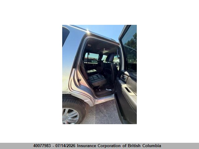 2010 LINCOLN NAVIGATOR thumbnail 9