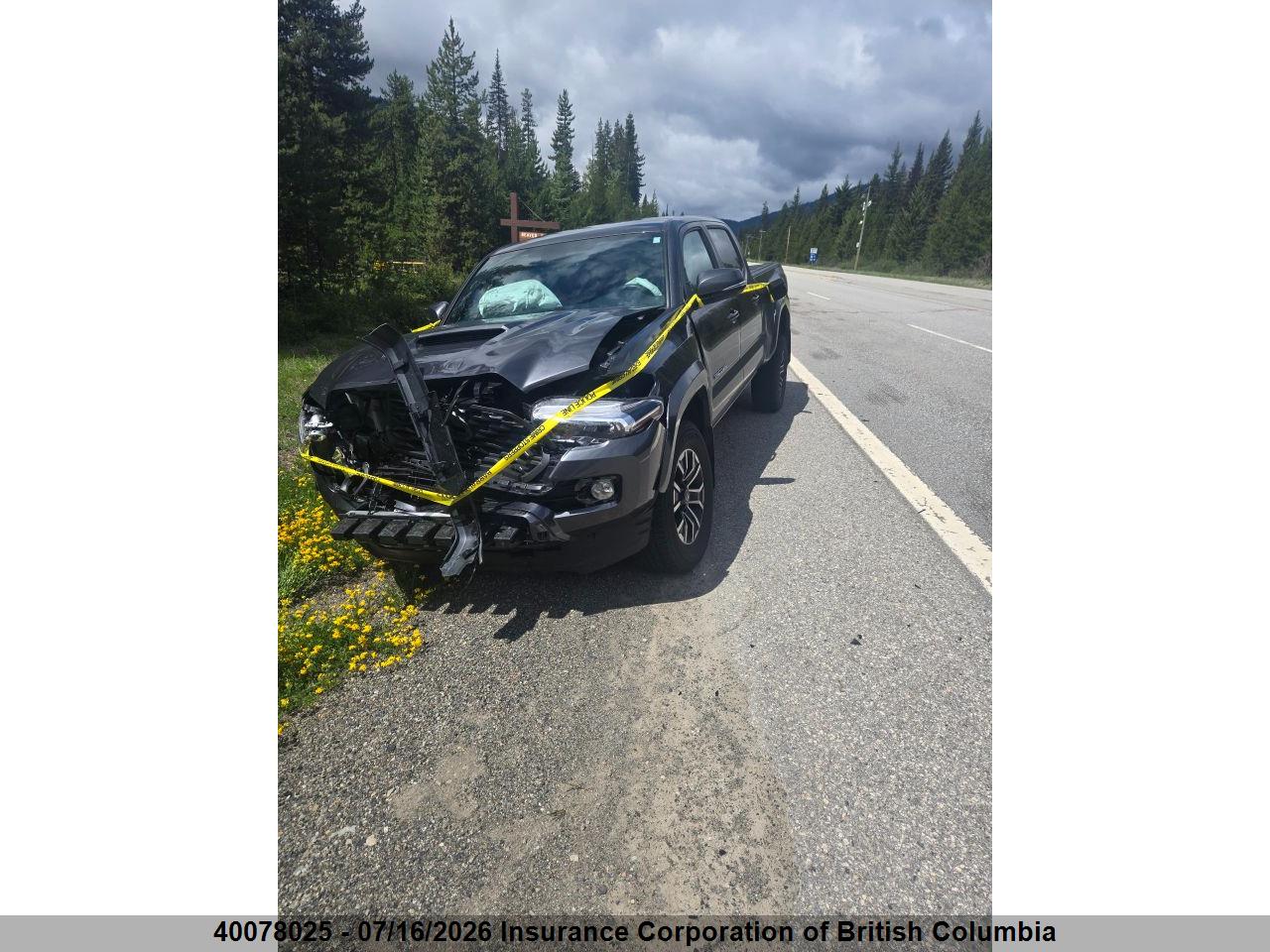 2023 TOYOTA TACOMA DOUBLE CAB/SR5/TRD SPORT/TRD OFF ROAD thumbnail 3