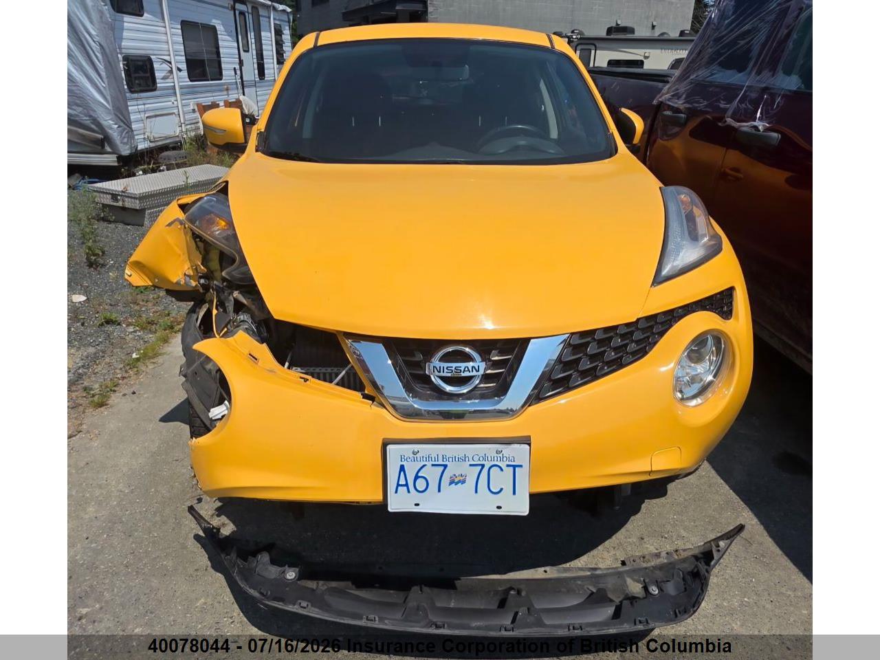 2015 NISSAN juke thumbnail 3