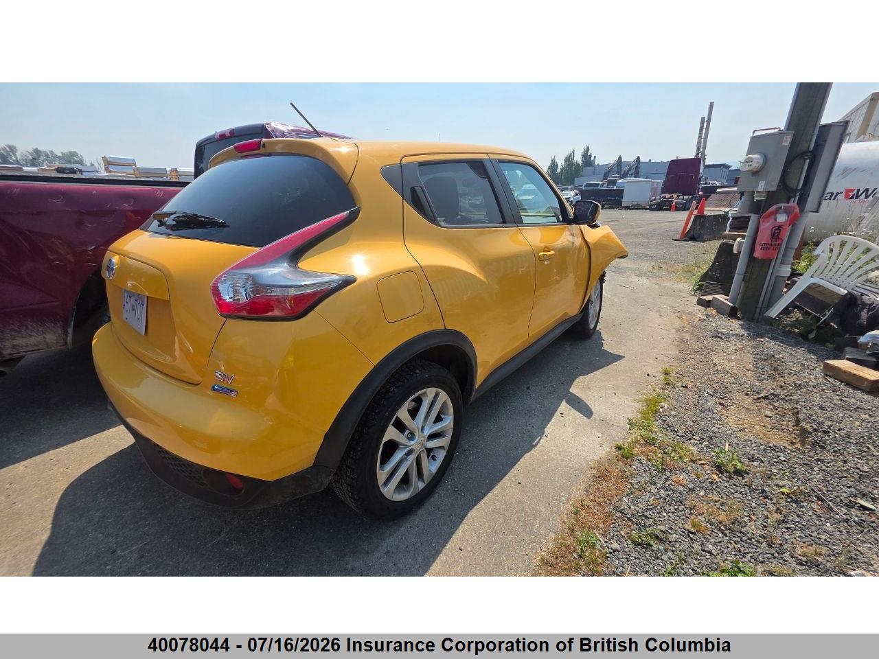 2015 NISSAN juke thumbnail 5