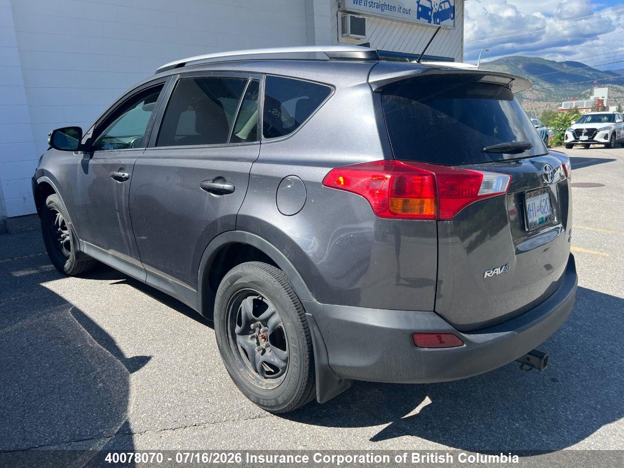 2015 TOYOTA RAV4 thumbnail 4