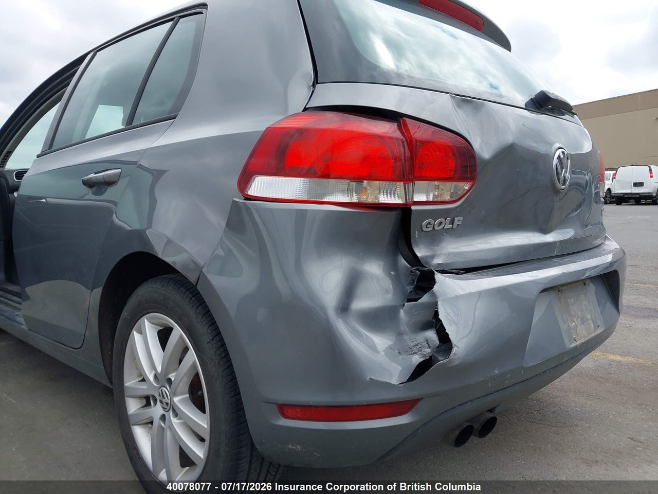2013 VOLKSWAGEN GOLF thumbnail 7