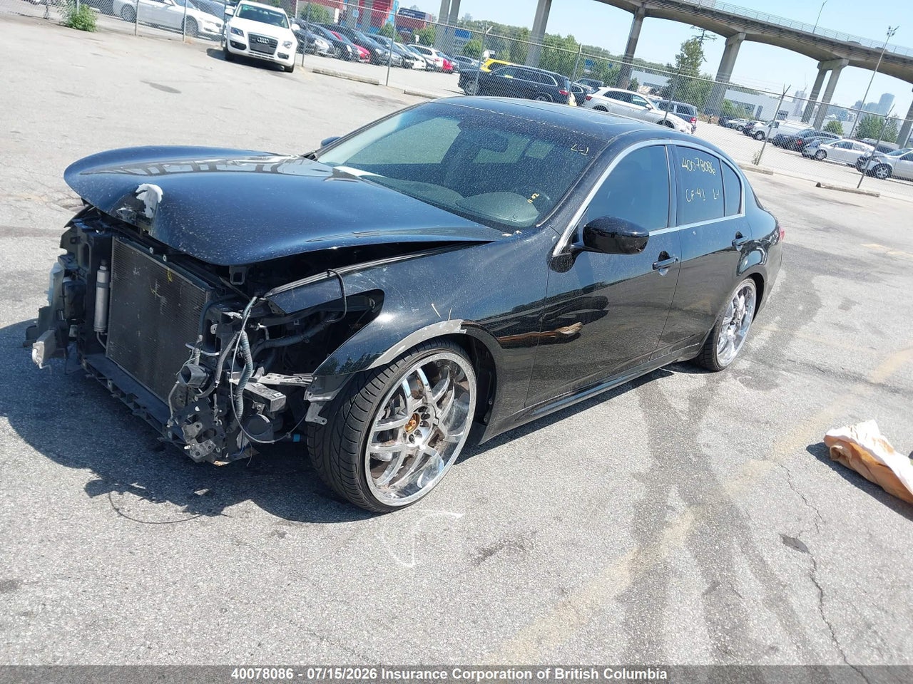 2010 INFINITI G37X thumbnail 3