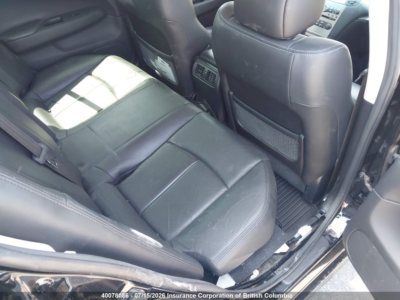 2010 INFINITI G37X thumbnail 9