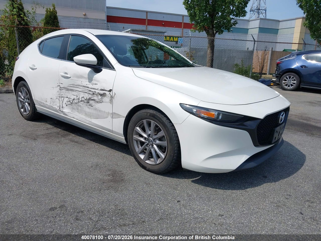 2020 MAZDA MAZDA3 GX thumbnail 2