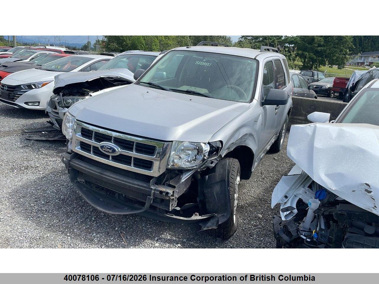2009 FORD ESCAPE XLT thumbnail 3