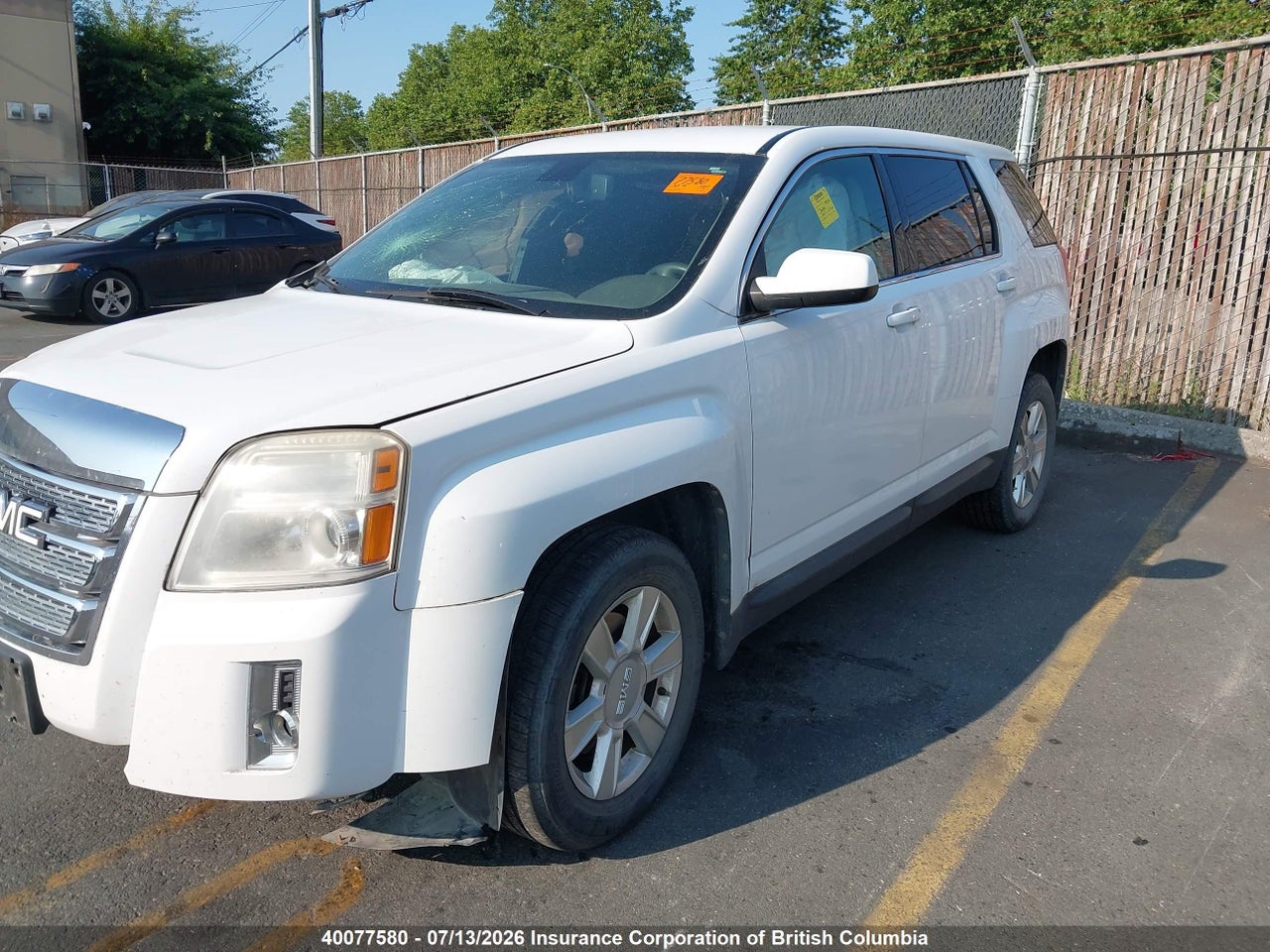 2010 GMC TERRAIN SLE thumbnail 3