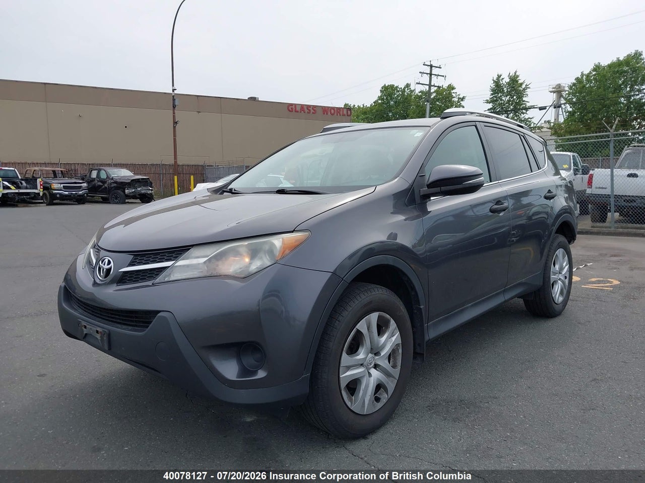 2013 TOYOTA RAV4 thumbnail 3