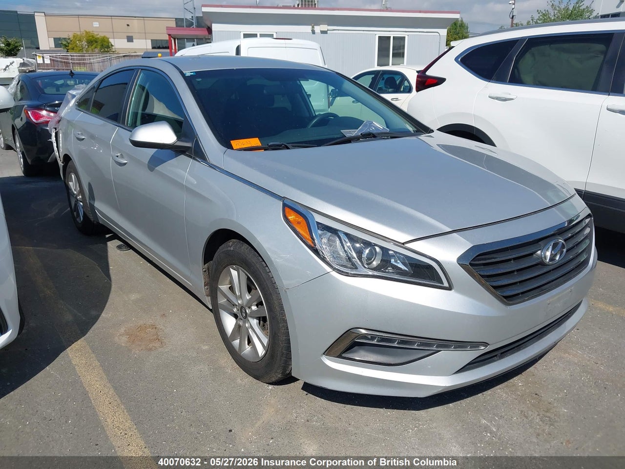 2016 HYUNDAI SONATA SE thumbnail 2