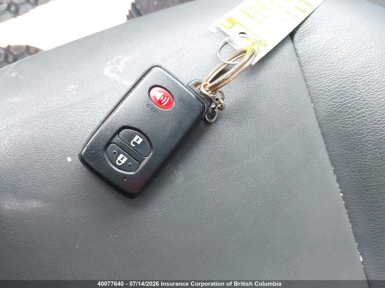 2012 TOYOTA PRIUS V thumbnail 12