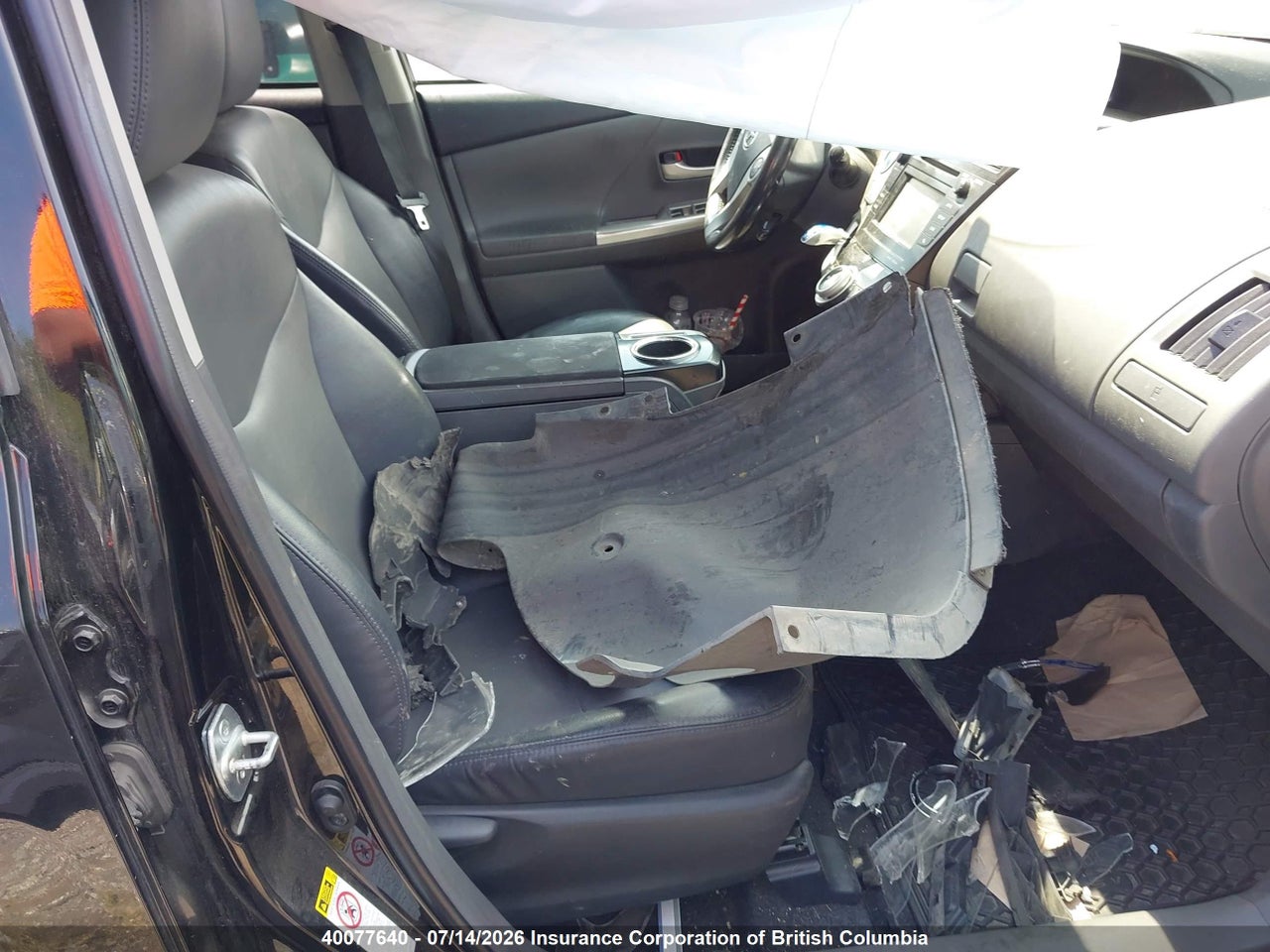 2012 TOYOTA PRIUS V thumbnail 6