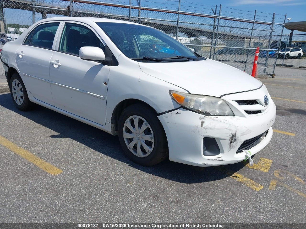 2013 TOYOTA COROLLA CE thumbnail 2
