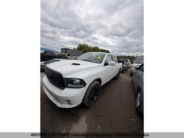 2018 RAM 1500 SPORT thumbnail 3