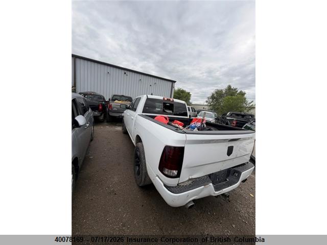 2018 RAM 1500 SPORT thumbnail 4