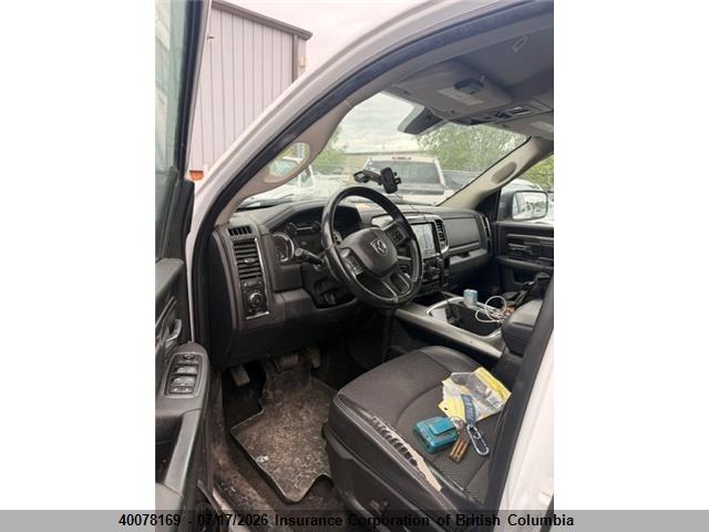 2018 RAM 1500 SPORT thumbnail 9