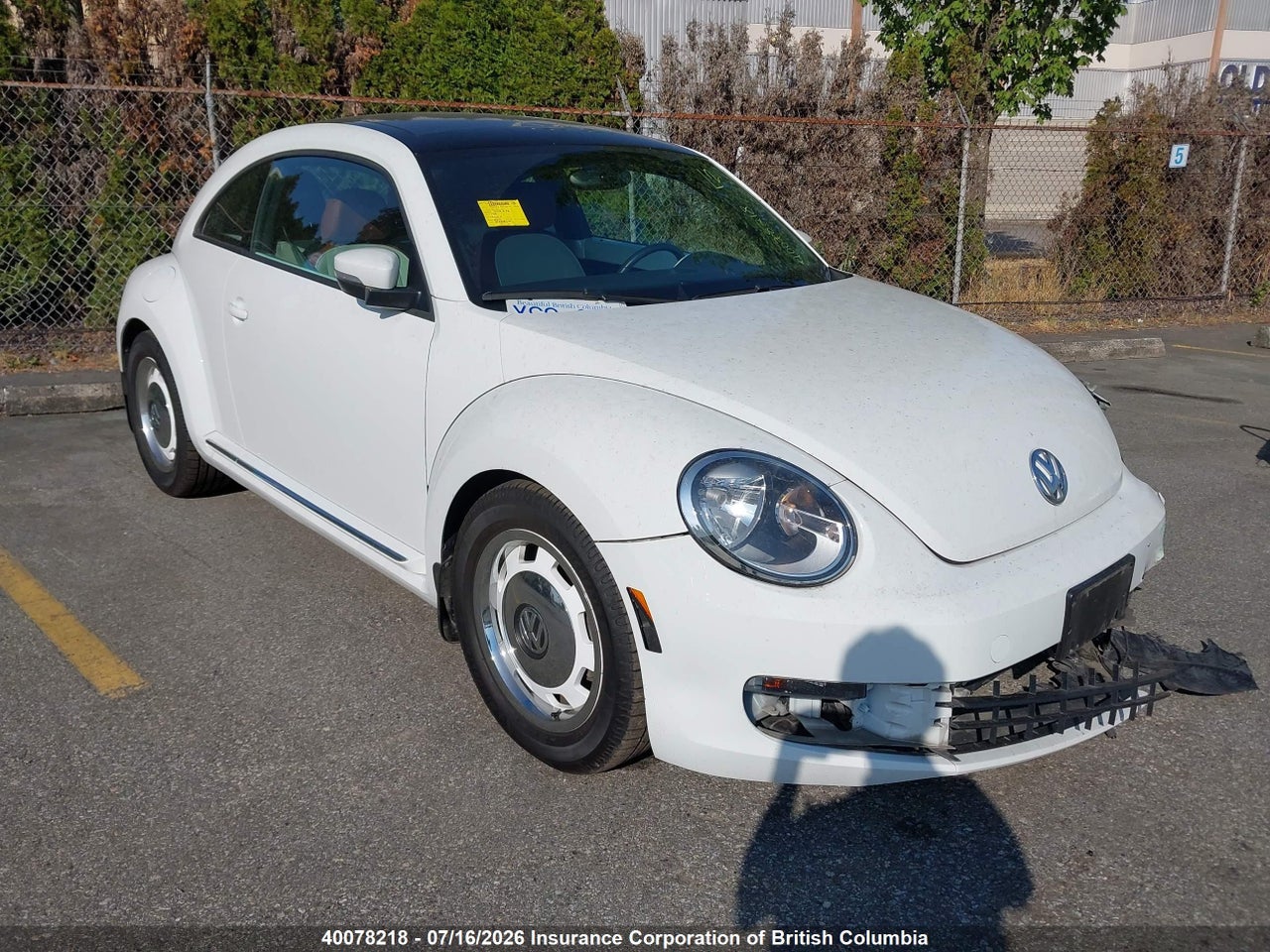 2015 VOLKSWAGEN BEETLE 1.8T thumbnail 2