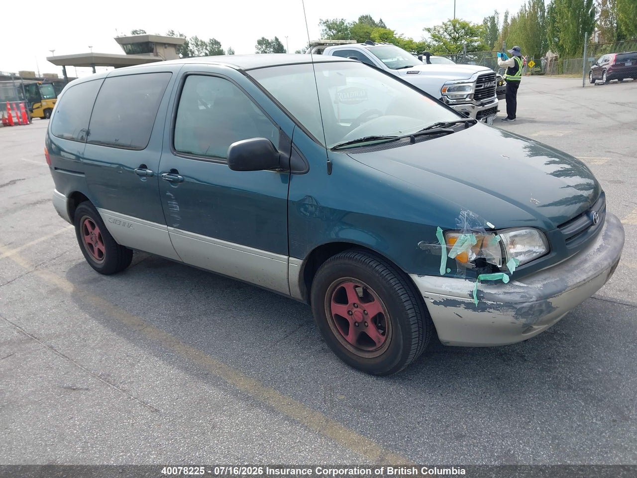 1998 TOYOTA SIENNA LE/XLE thumbnail 2