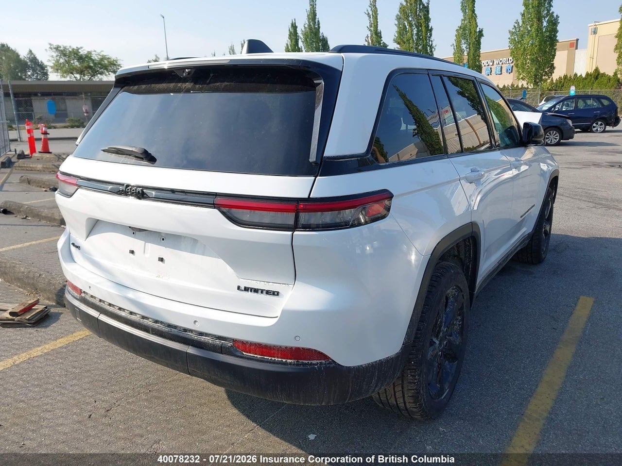 2023 JEEP GRAND CHEROKEE LIMITED thumbnail 5