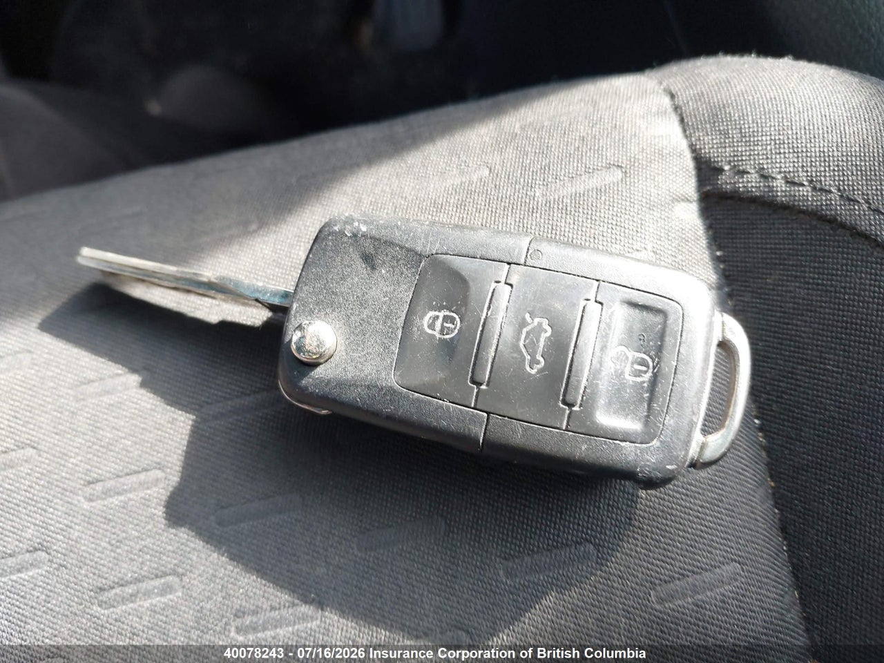 2010 VOLKSWAGEN TIGUAN thumbnail 12