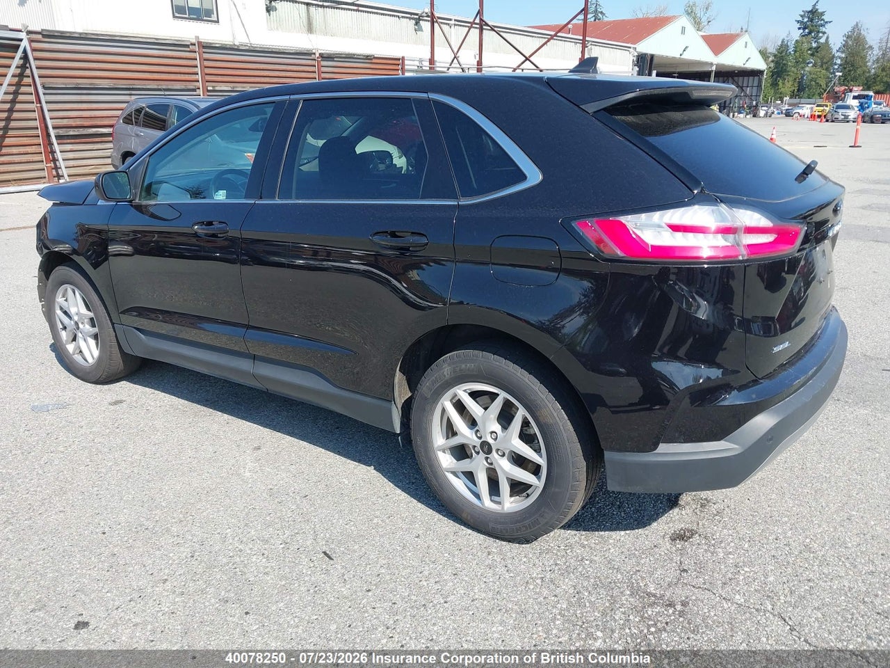 2023 FORD EDGE thumbnail 4