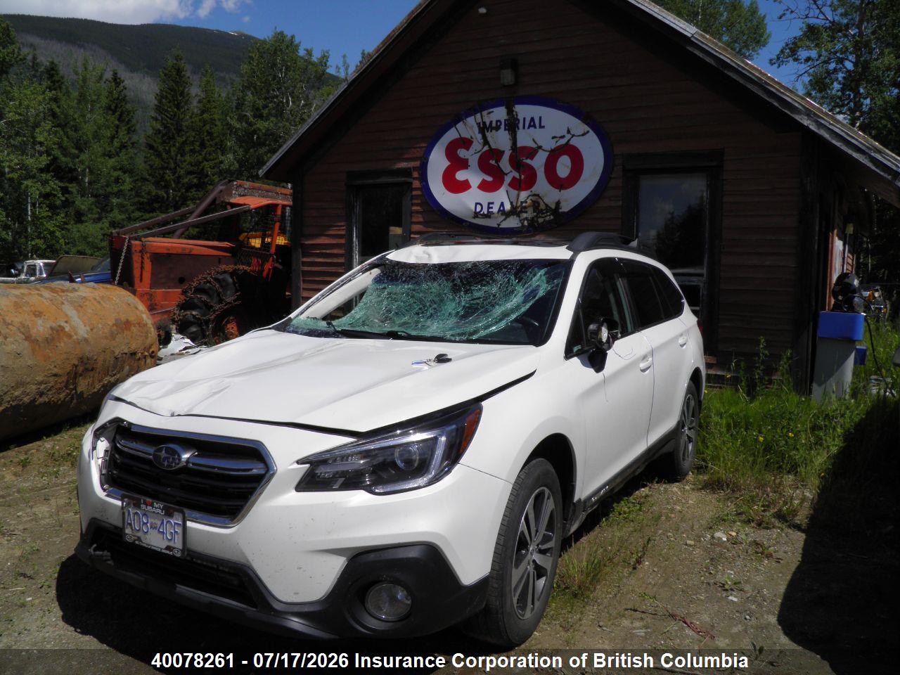 2019 SUBARU OUTBACK LIMITED thumbnail 3