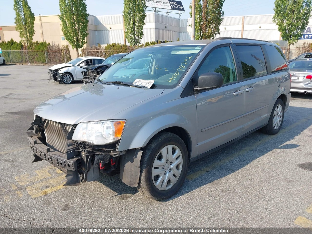 2014 DODGE GRAND CARAVAN SE thumbnail 3