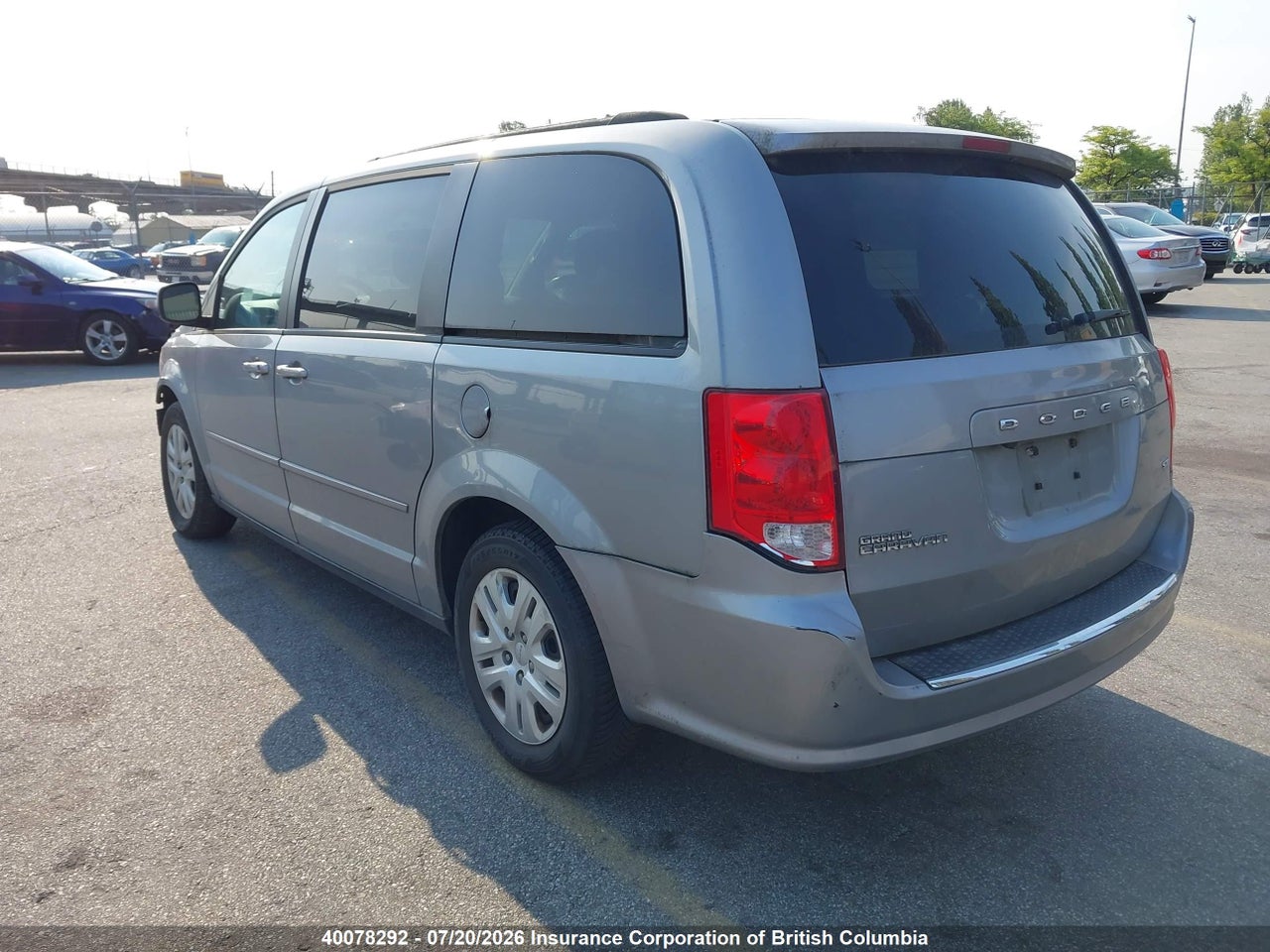 2014 DODGE GRAND CARAVAN SE thumbnail 4