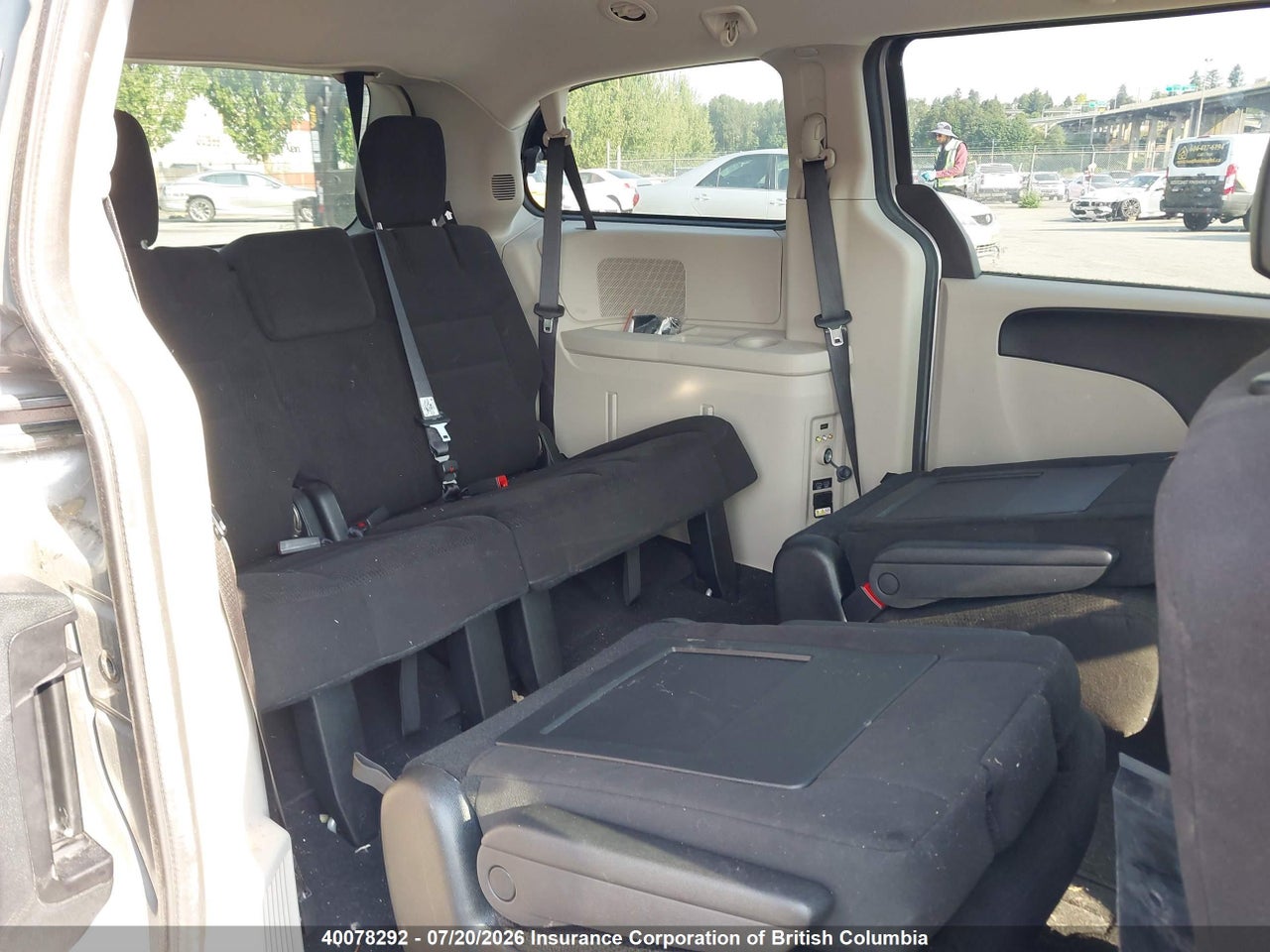 2014 DODGE GRAND CARAVAN SE thumbnail 9