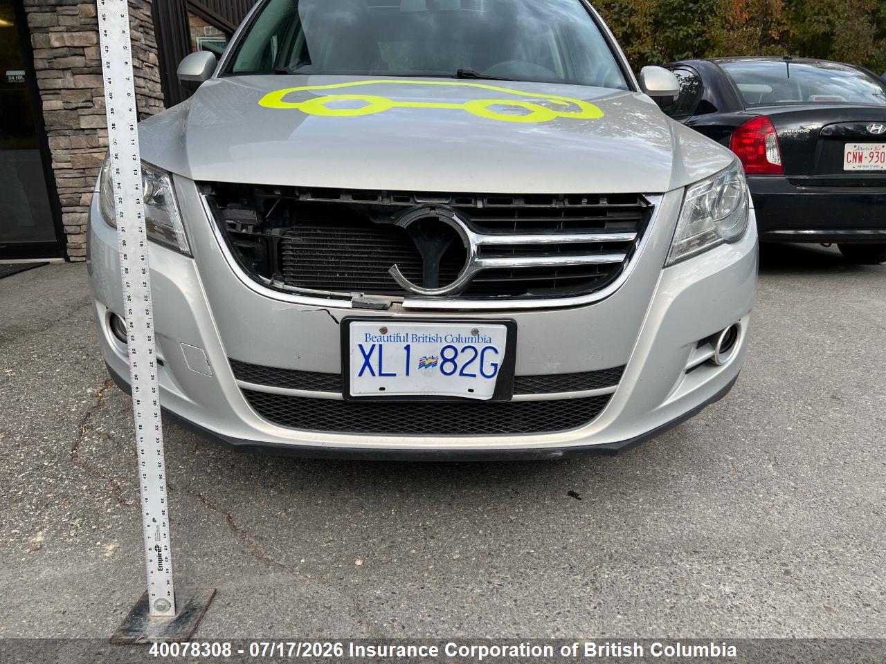 2009 VOLKSWAGEN TIGUAN SE/SEL thumbnail 7