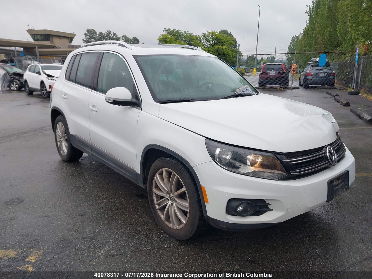 2014 VOLKSWAGEN TIGUAN S/SE/SEL/R-LINE thumbnail 2
