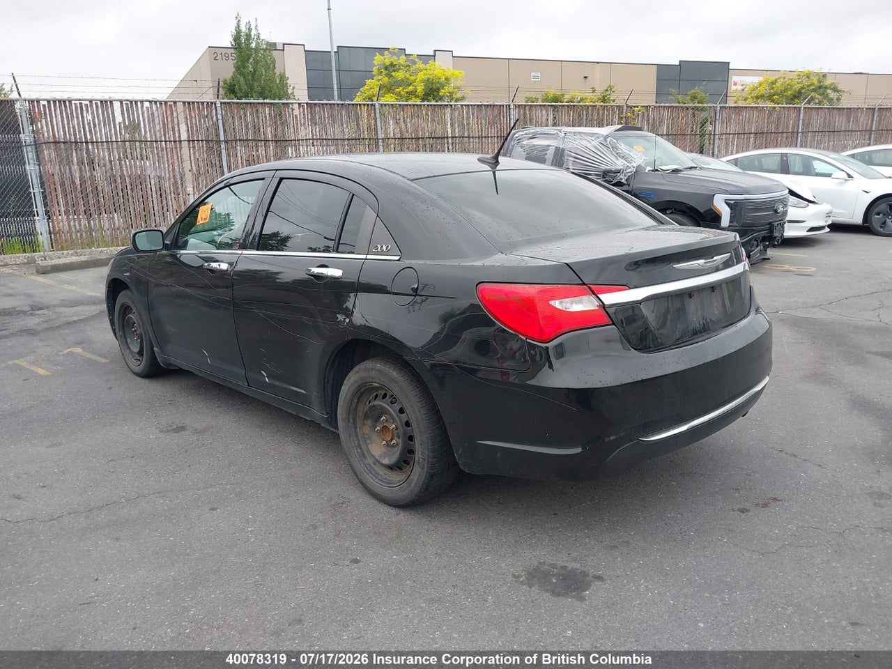 2014 CHRYSLER 200 thumbnail 4