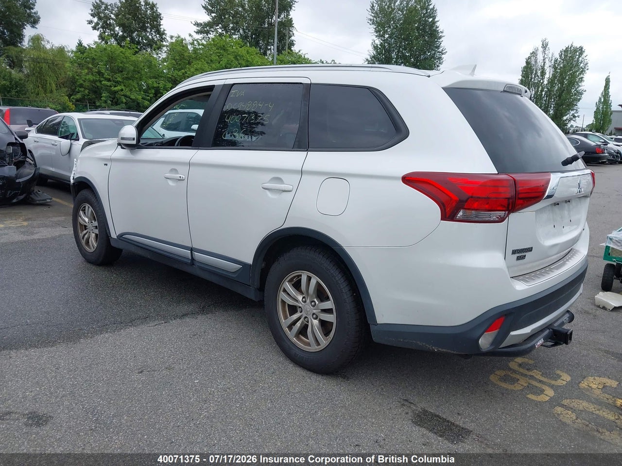 2017 MITSUBISHI OUTLANDER SE/SEL thumbnail 4