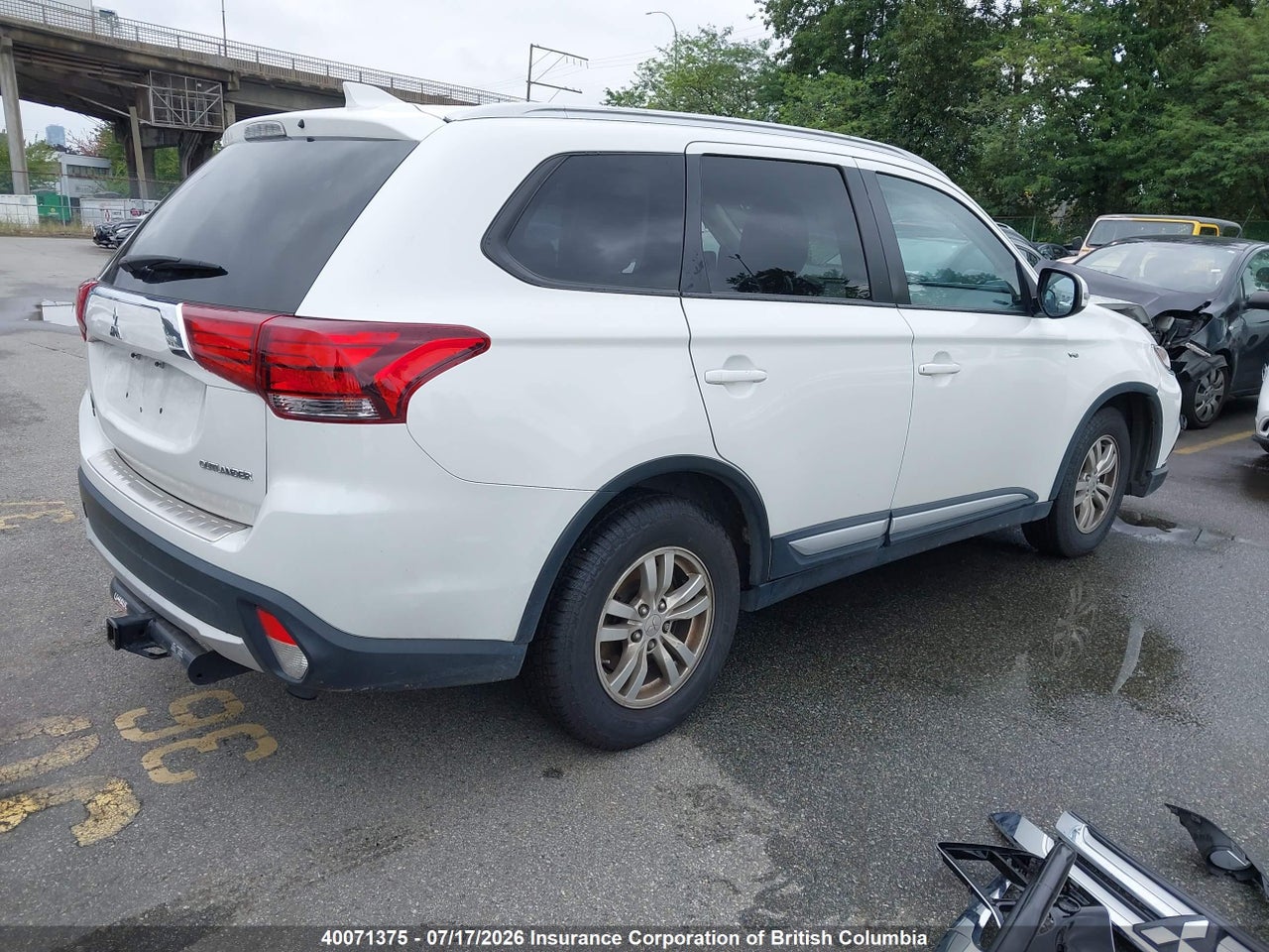 2017 MITSUBISHI OUTLANDER SE/SEL thumbnail 5