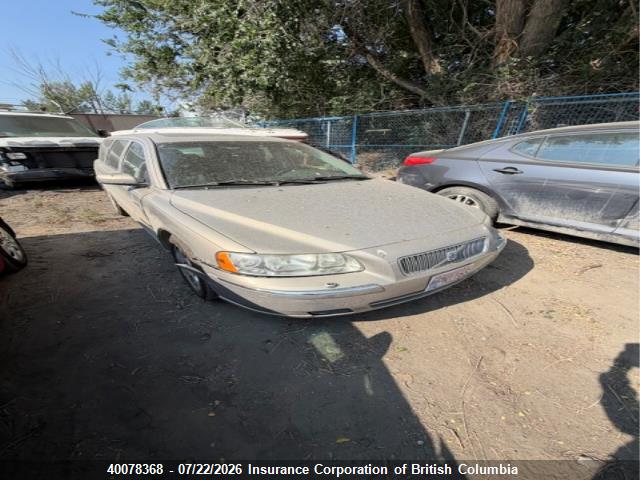 2005 VOLVO V70 thumbnail 2
