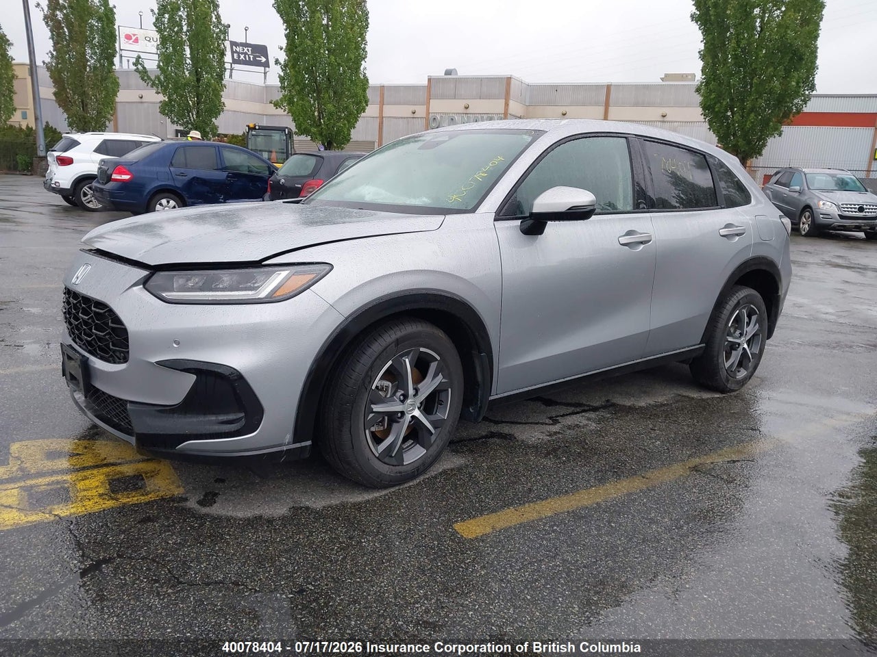 2025 HONDA HR-V thumbnail 3