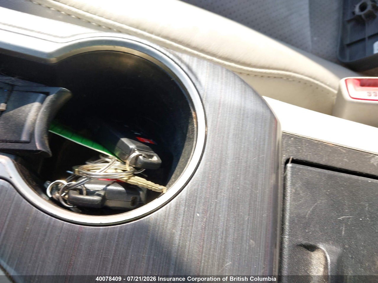 2012 TOYOTA CAMRY thumbnail 12