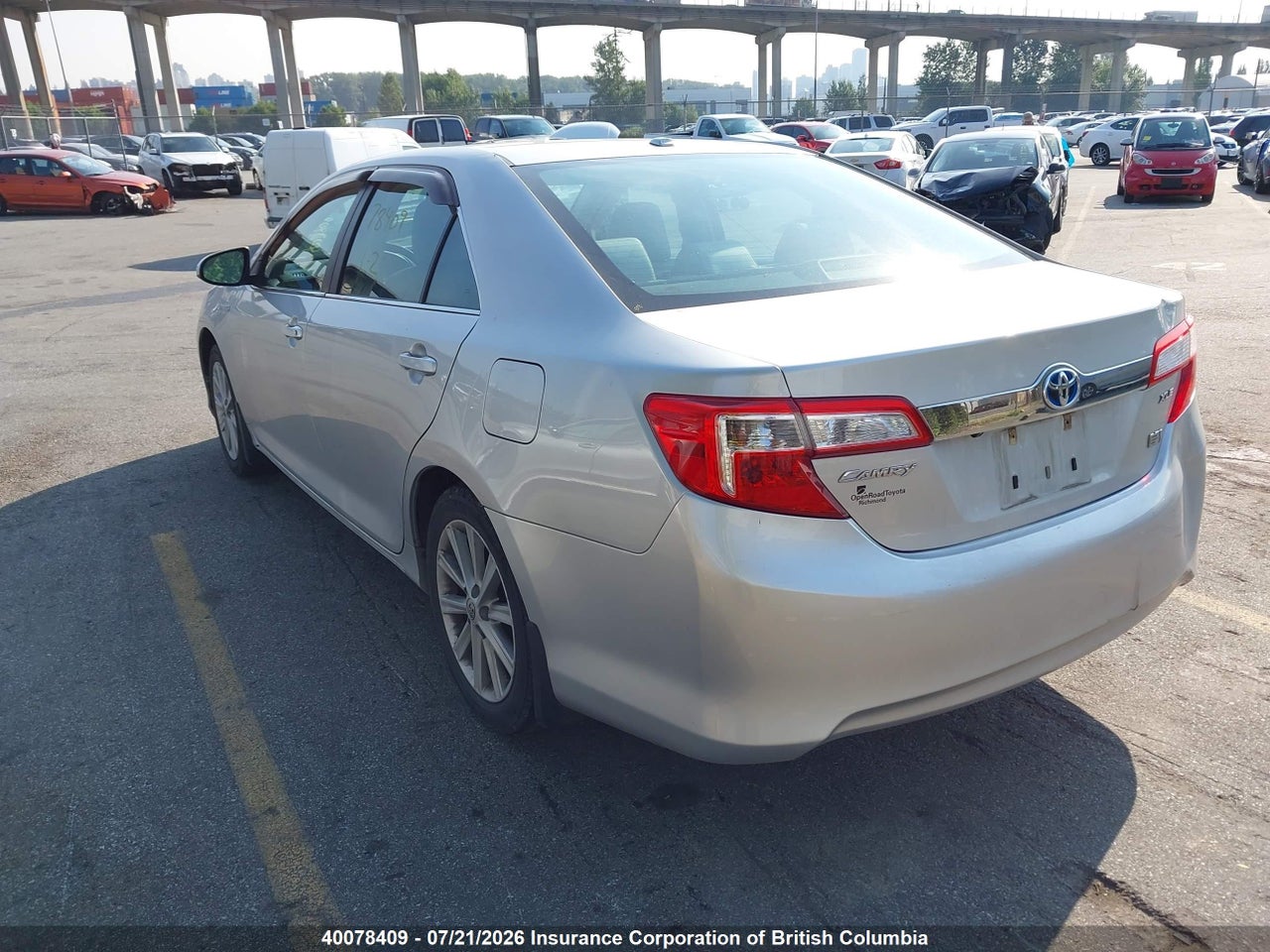 2012 TOYOTA CAMRY thumbnail 4