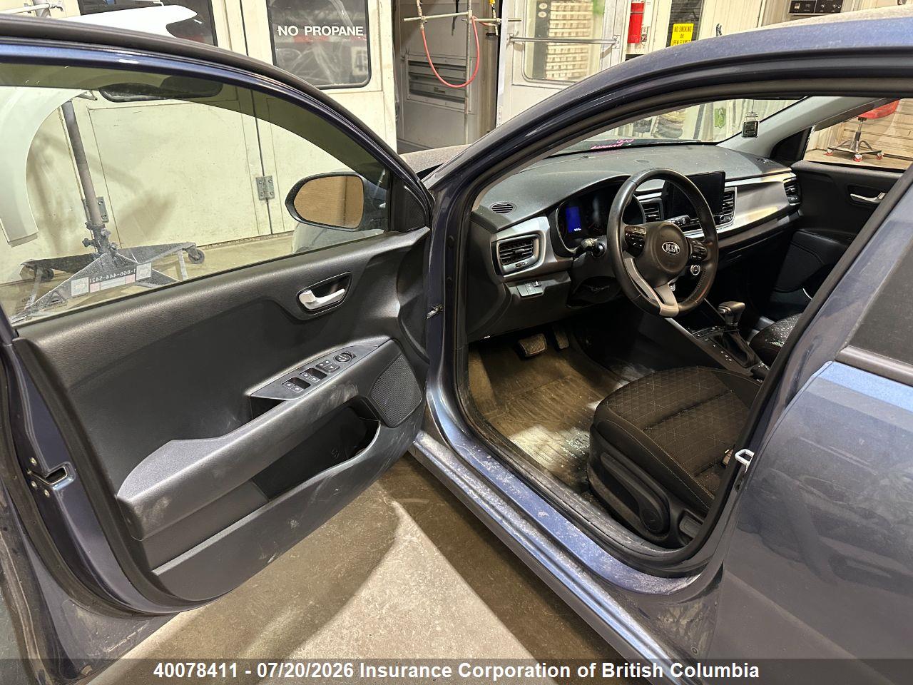2021 KIA RIO thumbnail 8