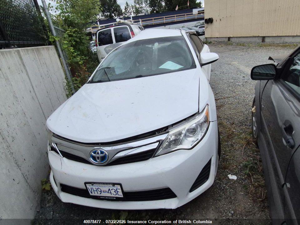2013 TOYOTA CAMRY thumbnail 2