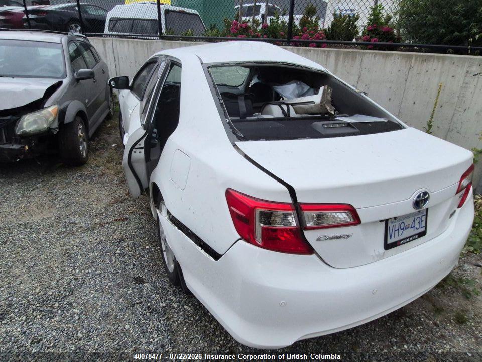 2013 TOYOTA CAMRY thumbnail 3