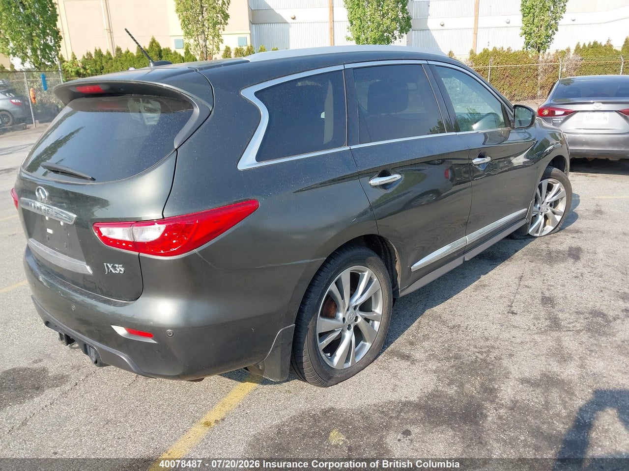 2013 INFINITI JX35 thumbnail 5