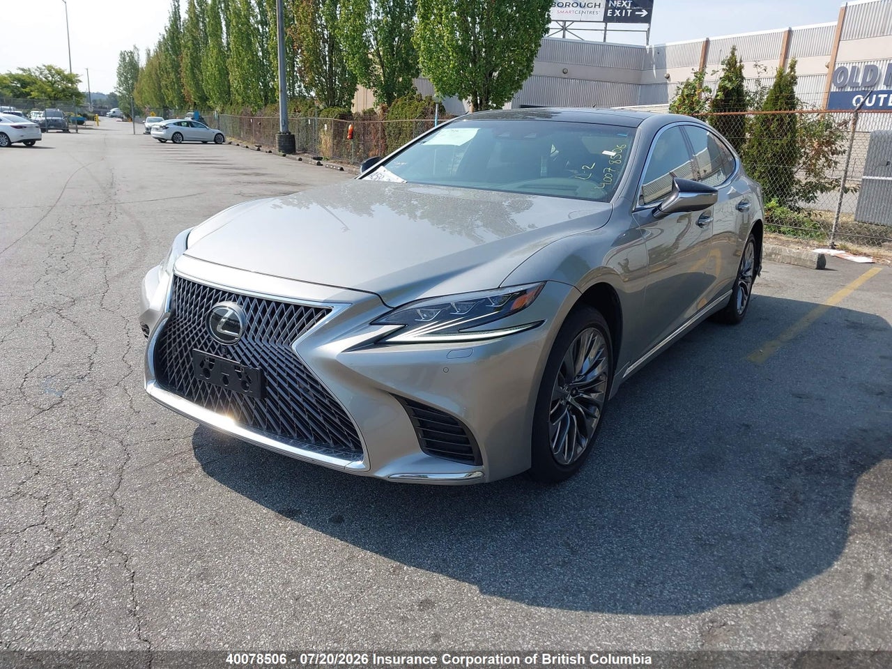 2018 LEXUS LS 500 L thumbnail 3