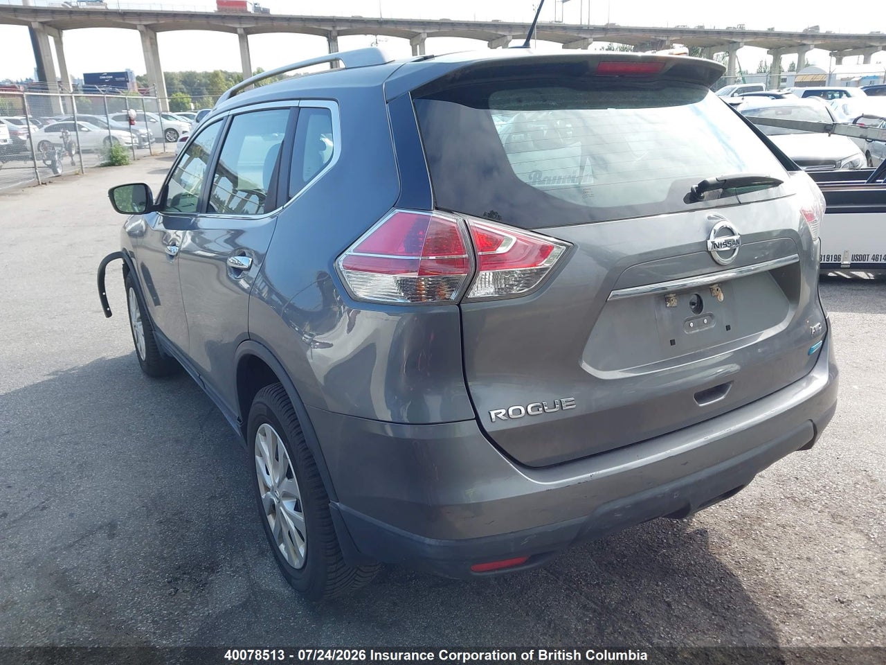 2015 NISSAN ROGUE thumbnail 4