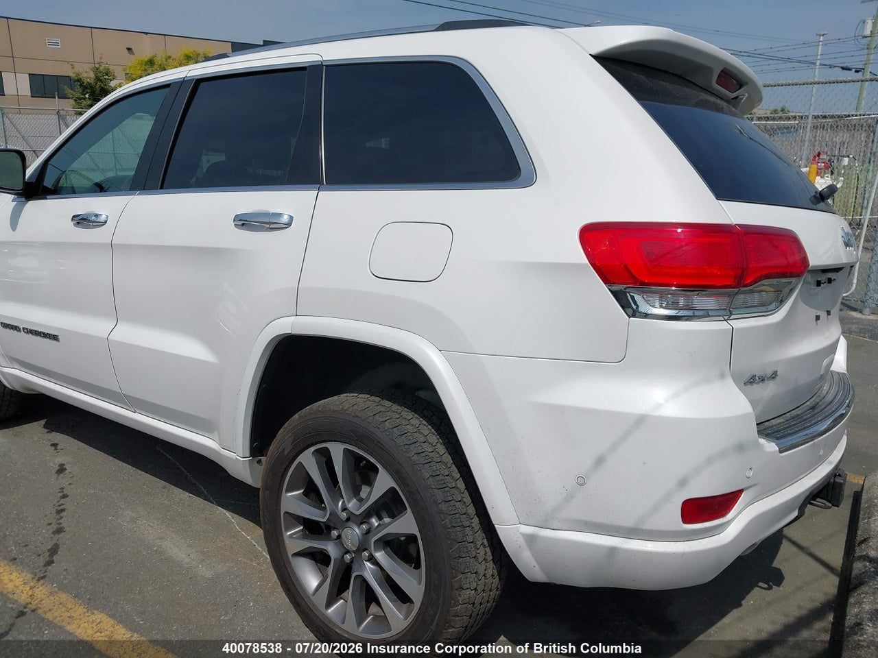 2017 JEEP GRAND CHEROKEE OVERLAND thumbnail 4