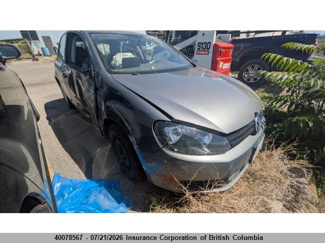 2013 VOLKSWAGEN GOLF thumbnail 2