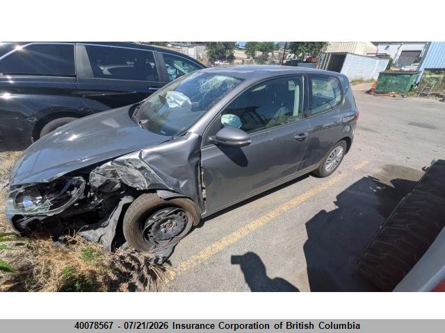 2013 VOLKSWAGEN GOLF thumbnail 3
