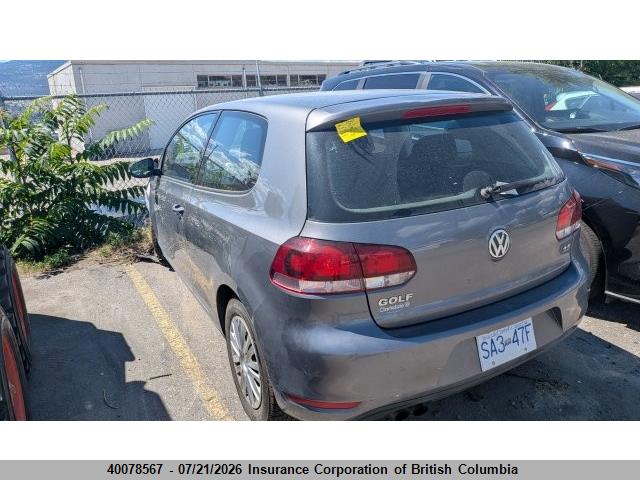 2013 VOLKSWAGEN GOLF thumbnail 4