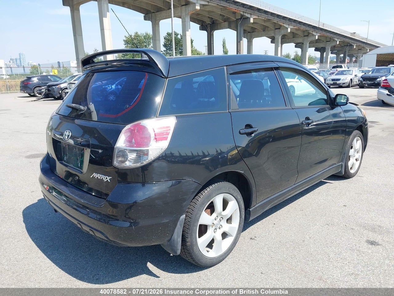 2005 TOYOTA COROLLA MATRIX XR thumbnail 5