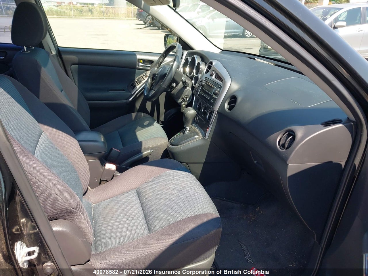 2005 TOYOTA COROLLA MATRIX XR thumbnail 6