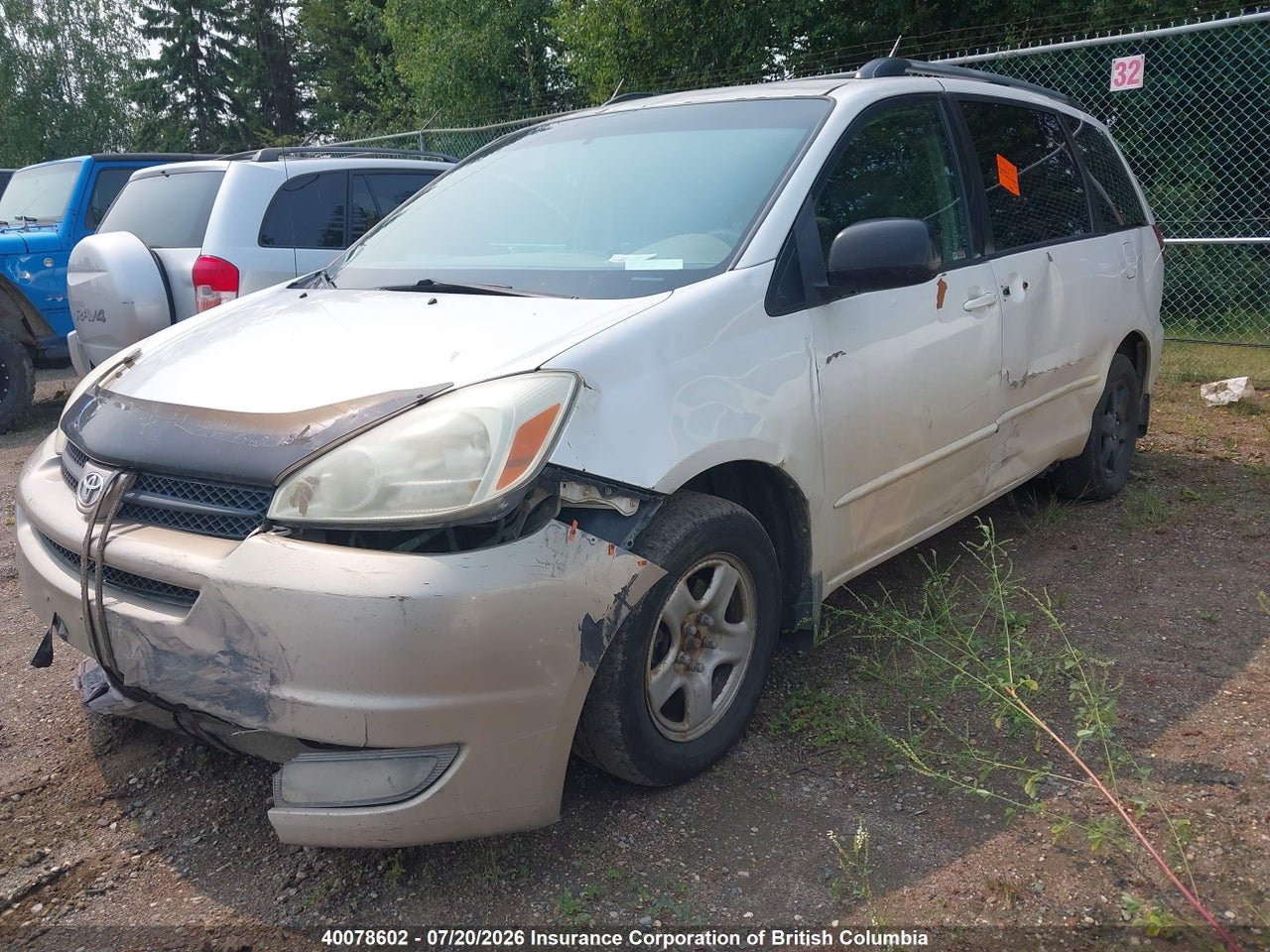 2004 TOYOTA SIENNA CE/LE thumbnail 3